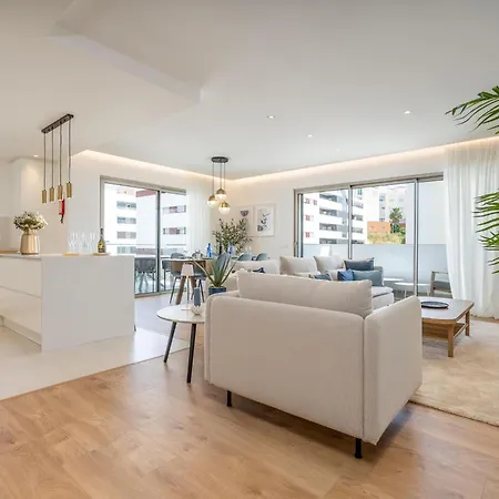 Apartment Luxury And Comfort Next To The Historic Center #1954 *