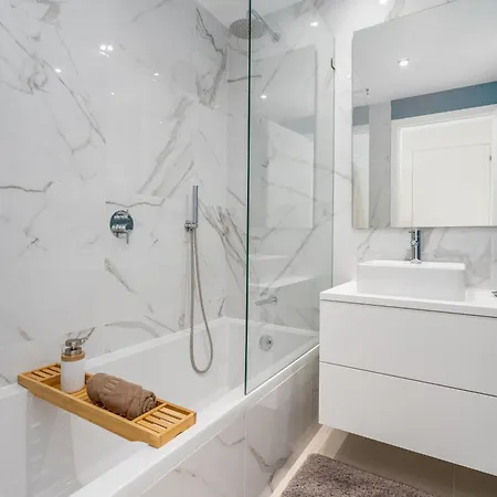 Διαμέρισμα Luxury And Comfort Next To The Historic Center #1954